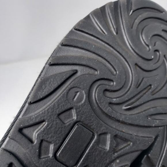 Faux Fur Lined Black Boots Size 1 - Picture 7 of 8